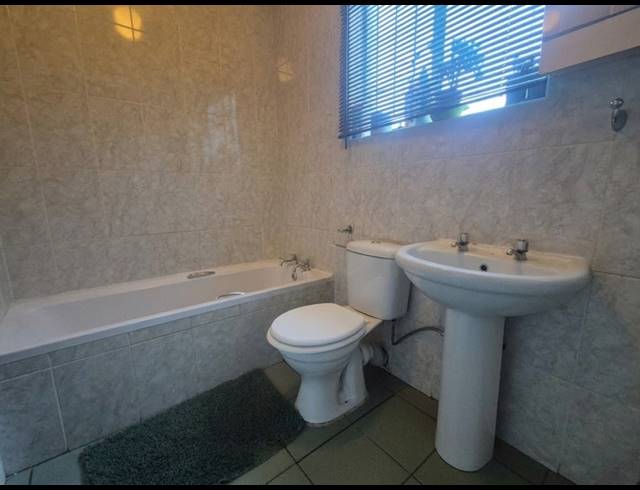 3 BEDROOM TOWNHOUSE FOR SALE IN THREE RIVERS